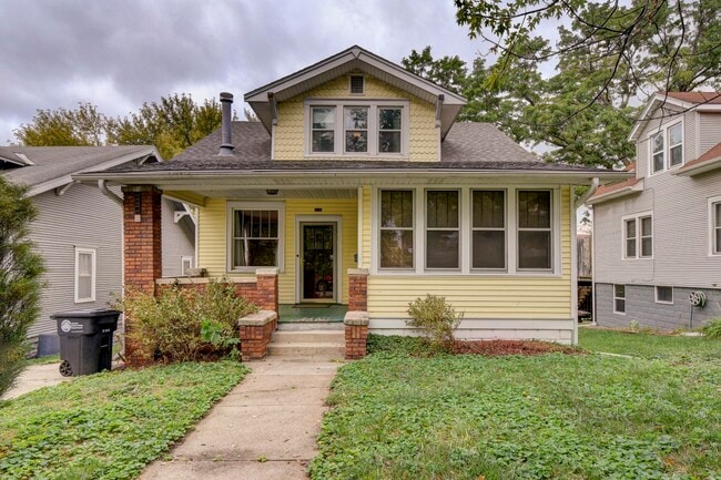 Photo - 816 N 43rd St