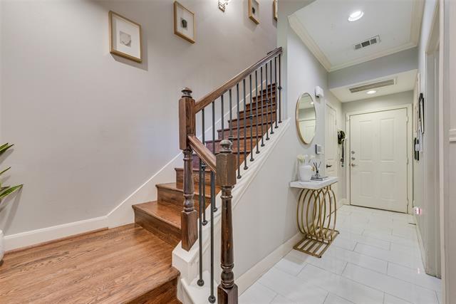 Photo - 4904 Live Oak St Unit 302