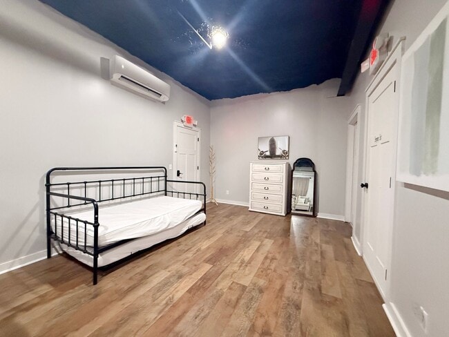 Photo - 209 S Church St Unit 209 S Church St -  A1