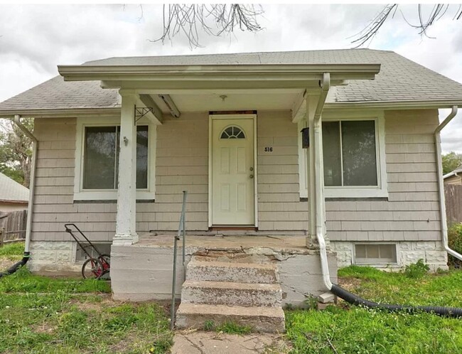 $895 - 2 bed 1 bath - Single Family Home - $895 - 2 bed 1 bath - Single Family Home