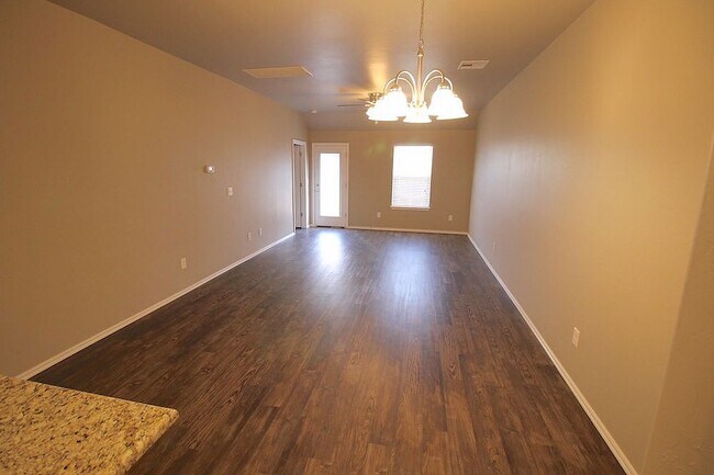 Photo - 11202 NW 114th St