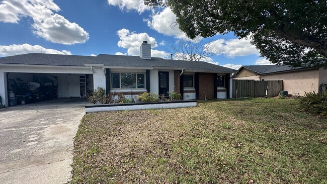 Photo - 1000 Huntington Ct