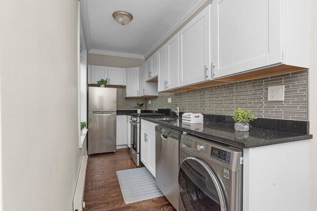 Photo - 915 W Waveland Ave Unit 923-1D