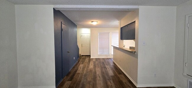 Photo - Tour Today!  2/1.5 Townhome in Longview