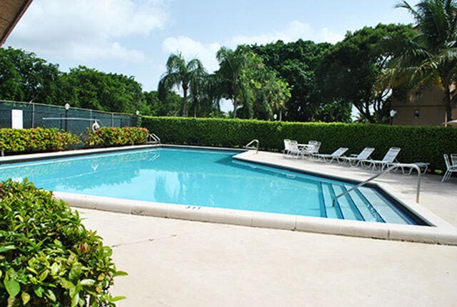 Photo - 701 NW 19th St Unidad 408