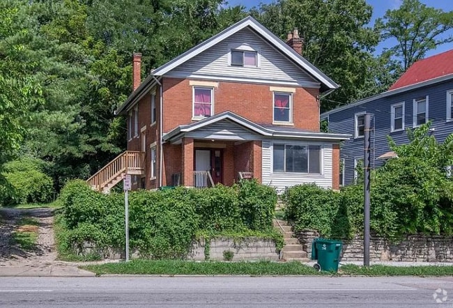 Building Photo - 3851 Vine St Rental
