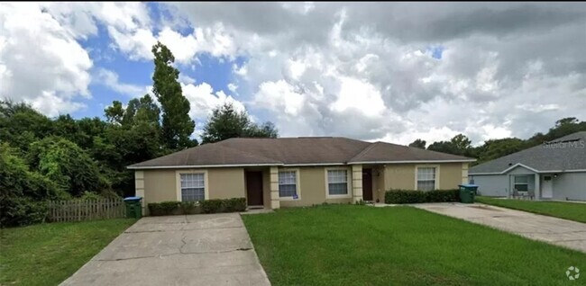 Building Photo - CUTE!  3 BEDROOM / 2 BATH - HALF DUPLEX (D... Rental