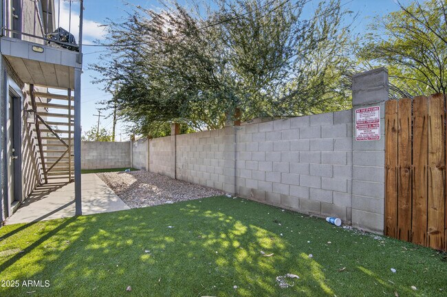 1110 N 10th St Unidad 1