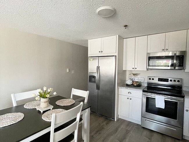 7 Duston Ave Unit D