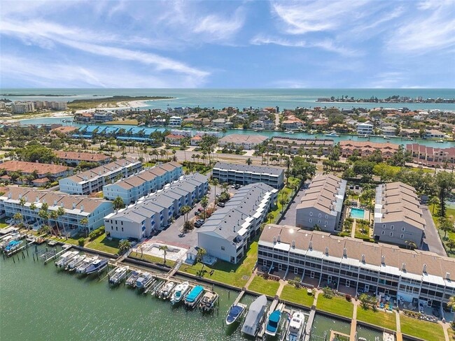 Building Photo - 745 Pinellas Bayway S Rental