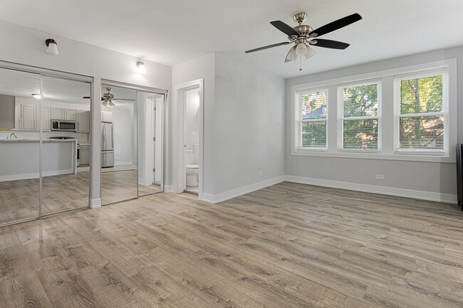 Photo - 1521 W Sherwin Ave Unit 501