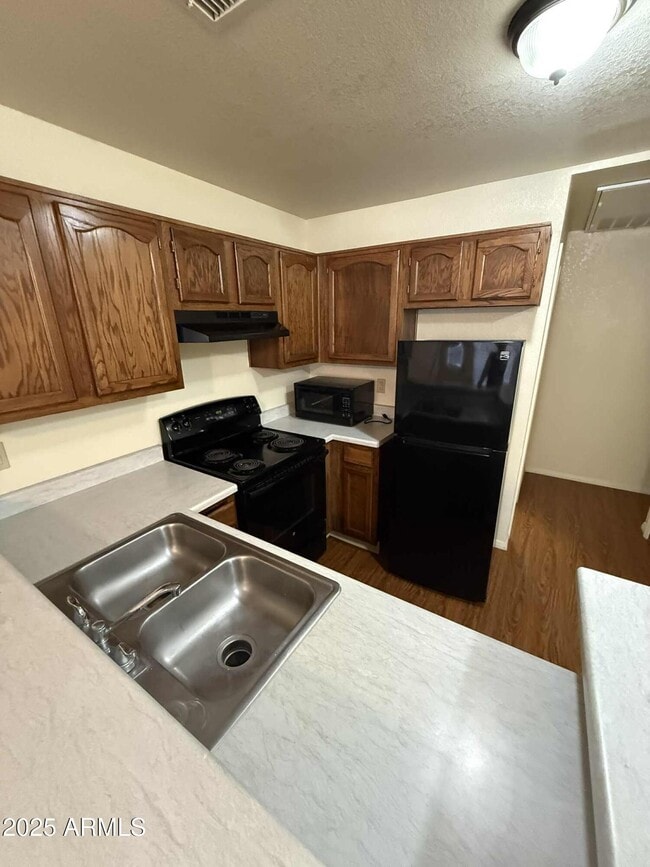 Photo - 510 N Alma School Rd