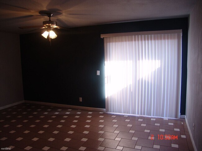 Photo - 2 br, 1 bath 4plex - 4708 East Caballero S...