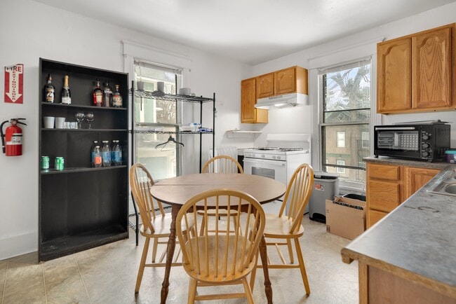 Photo - 411 Dryden Rd