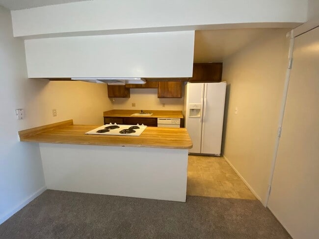 Photo - 8073002/65 Unit 8073002002