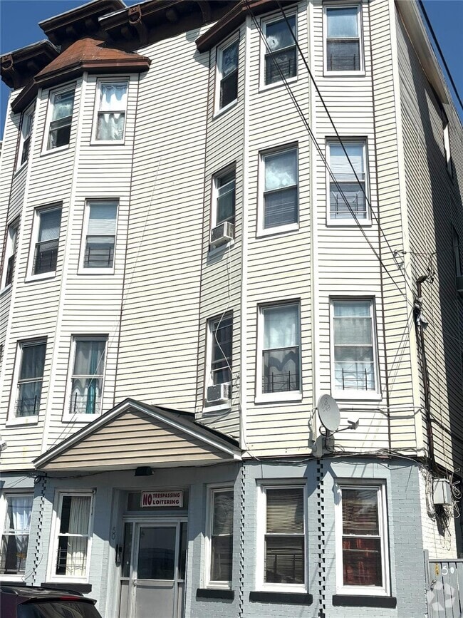 Building Photo - 50 Van Cortlandt Park Ave Unit 6 Rental