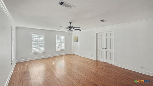 Photo - 820 N 5th St