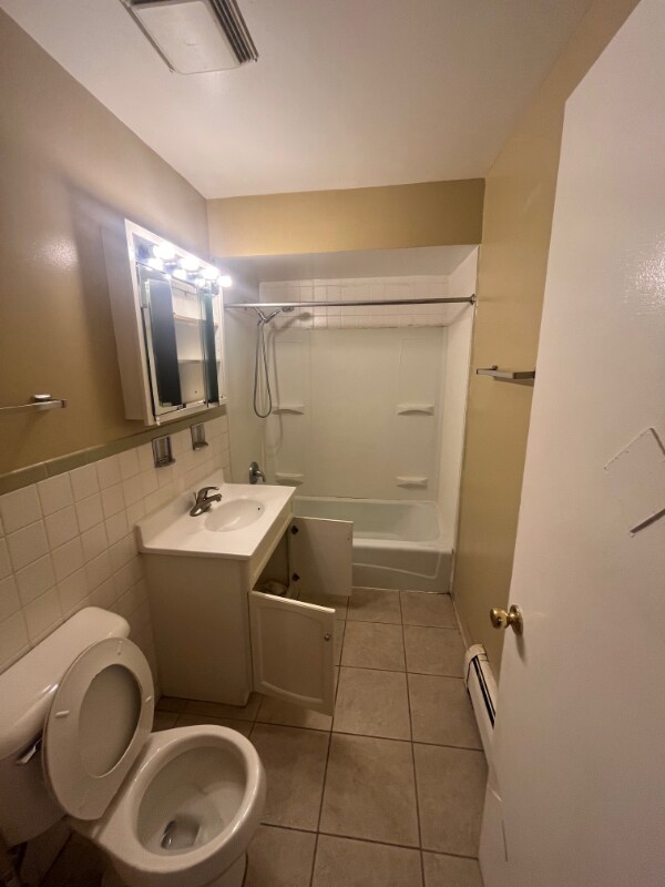 Photo - 9826 Sayre Ave Unidad 16