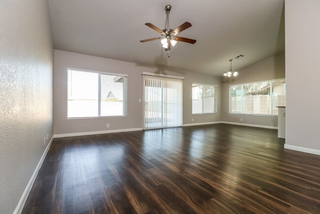 Photo - 10258 W Pasadena Ave