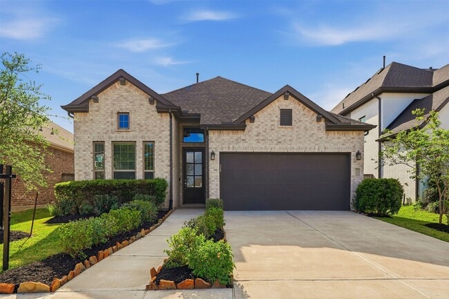 Building Photo - 1227 Carswell Grove Dr