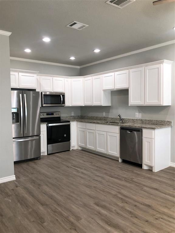 Photo - 110 Oakland St