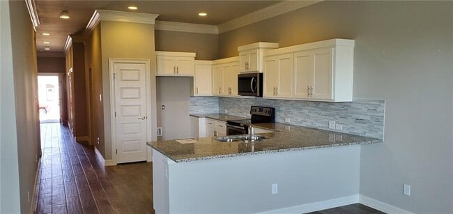 100 Bailey Kay Ct