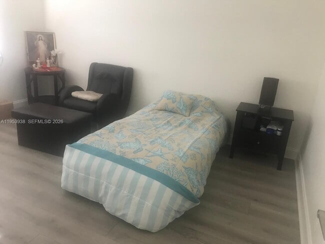 Photo - 195 Lakeview Dr Unit 104