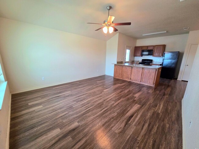 Photo - AVAILABLE SOON! (SECTION 8 ACCEPTED)