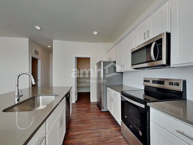 Photo - 11677 Logans Rdg Dr