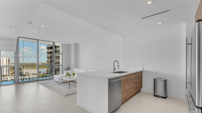 Photo - 3301 NE 1st Ave Unit H1711