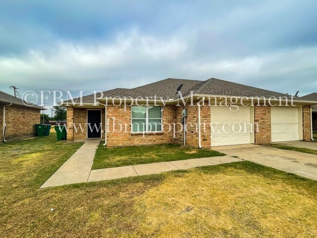 Building Photo - 1514 Drexal Dr Unit 1514