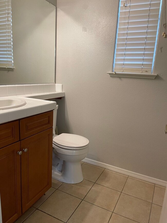 Photo - 714 W Riviera Ln