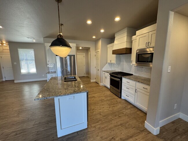 Photo - Beautiful Spacious Home in Cooper Schools!