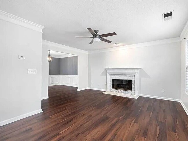 Photo - 2785 Northgate Way NW