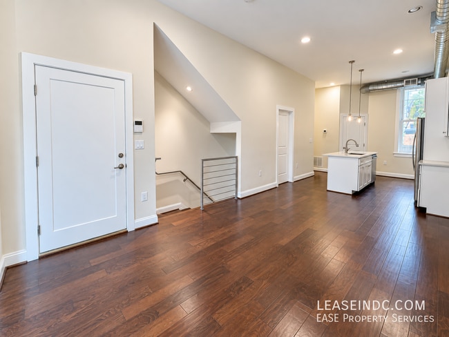 919 O St NW Unit 1