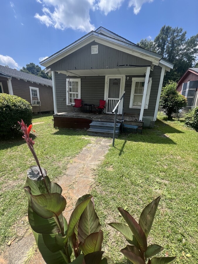 Photo - 1213 S Van Buren St