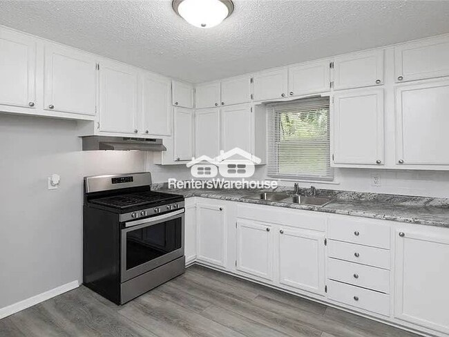 Photo - 2418 Boston Ave