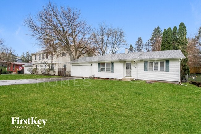 Photo - 104 E Oak St