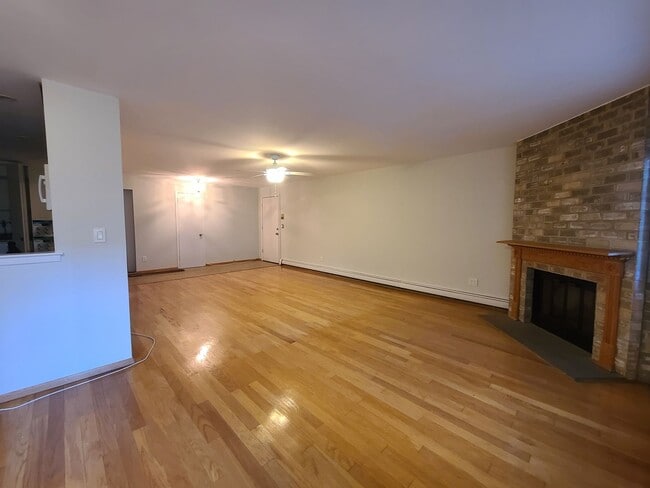 Photo - 89 N Broadway Unit Apt 204