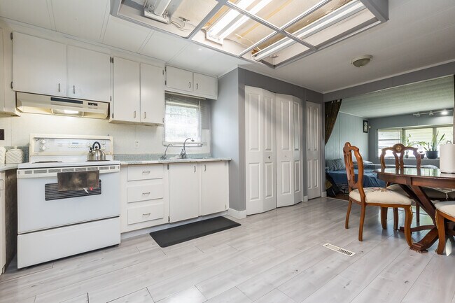 Photo - 31528 Monarch Ct