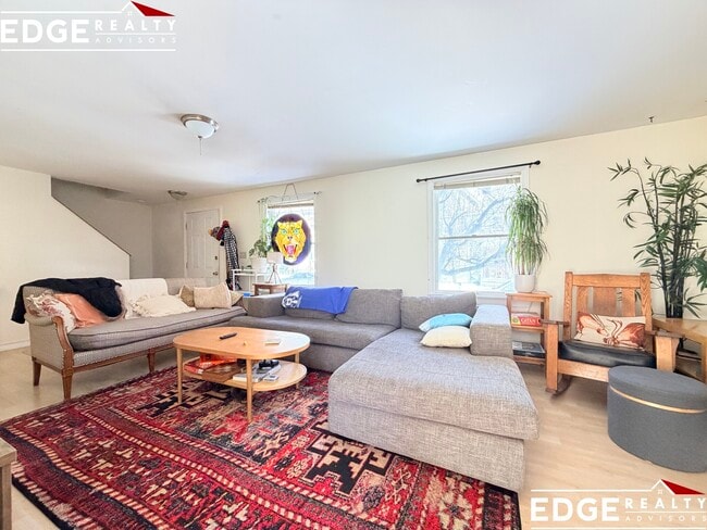 Photo - 8 Arden St Unit 2