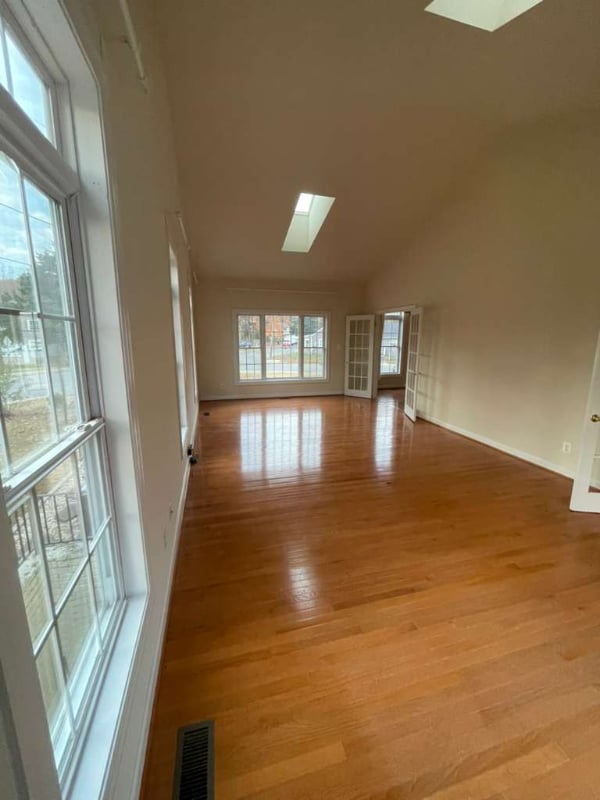 Photo - 2907 Dumas St