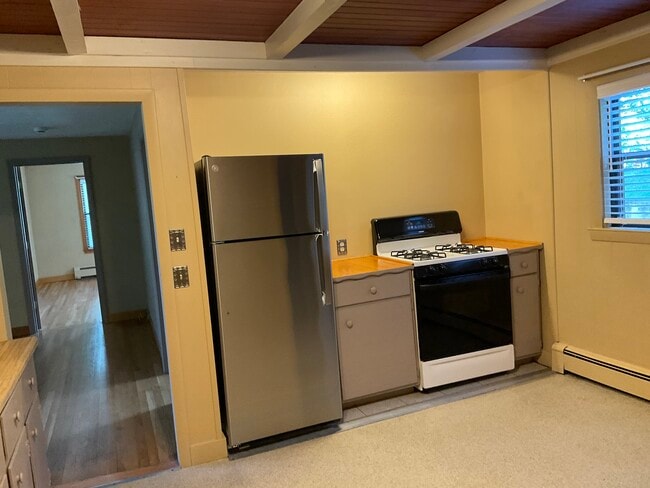 44 Winter St Unidad First floor
