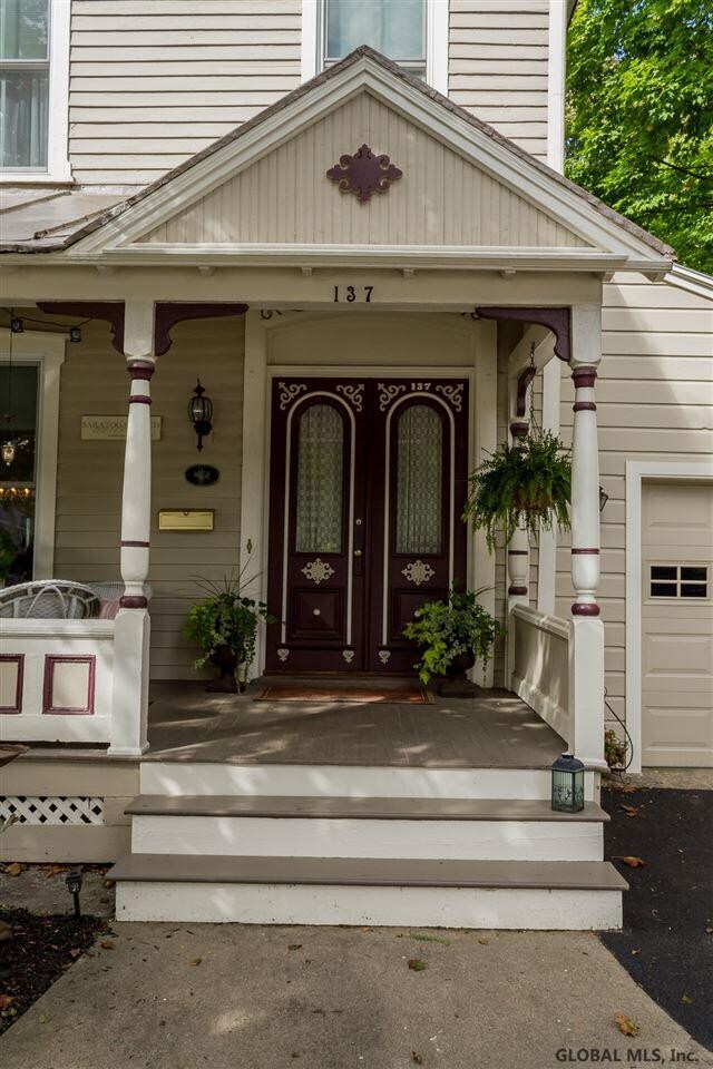 Photo - 137 Lake Ave