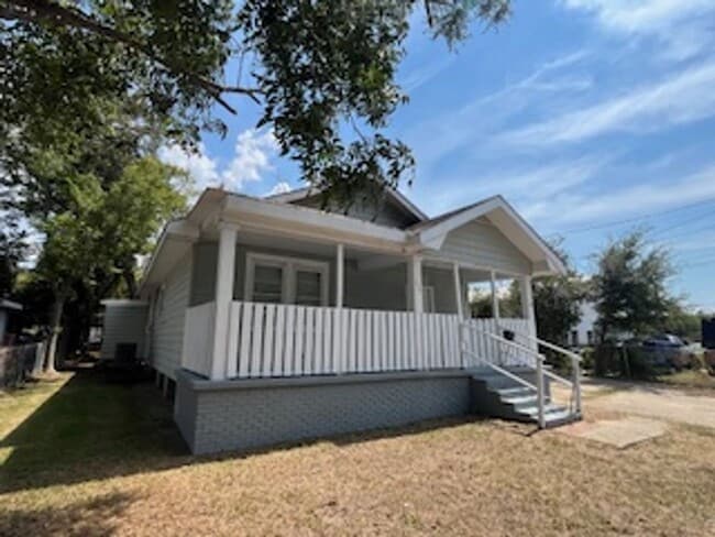 Photo - Biloxi 3 Bedroom