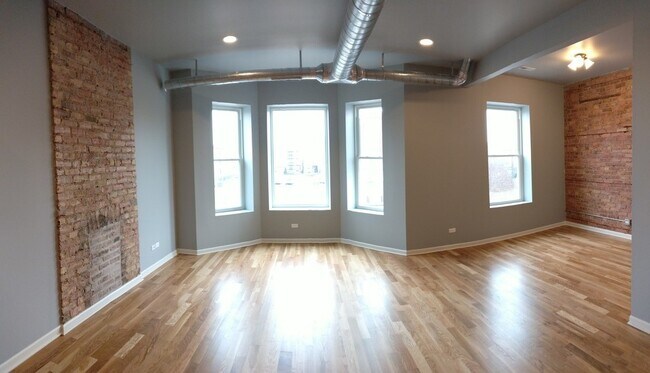 Photo - 6342 S Ingleside Ave Unit 1