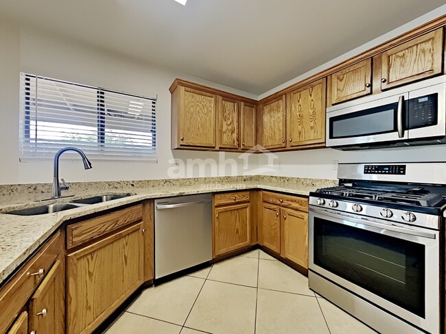 Photo - 341 W Amber Hawk Ct