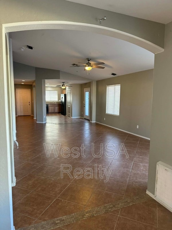 Building Photo - 730 E Press Rd