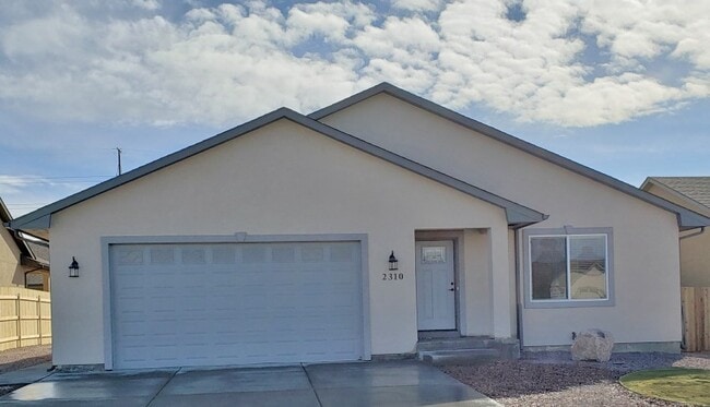 2310 Cliffmoor Ln