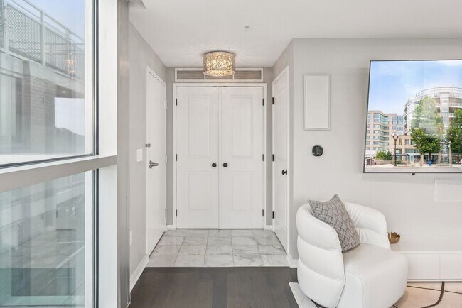 Photo - 3409 Wilson Blvd